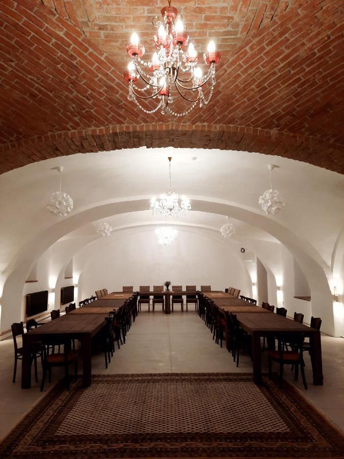 KornaticeKorn-Hof公寓式酒店 外观 照片